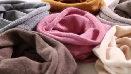 Snood in cashmere lavorato a maglia all'uncinetto lavorato a maglia caldo regolabile in bianco invernale colorato personalizzato all'ingrosso
